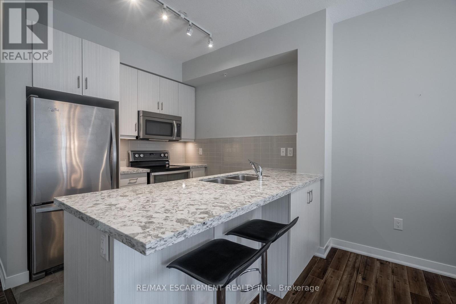 509 - 85 Robinson Street, Hamilton, Ontario  L8P 0B9 - Photo 10 - X12871136