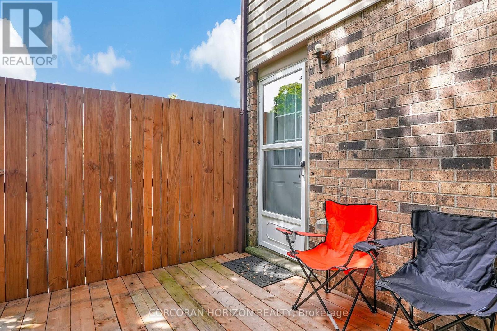 35 - 175 Cedar Street, Cambridge, Ontario  N1S 4X9 - Photo 34 - X12871154