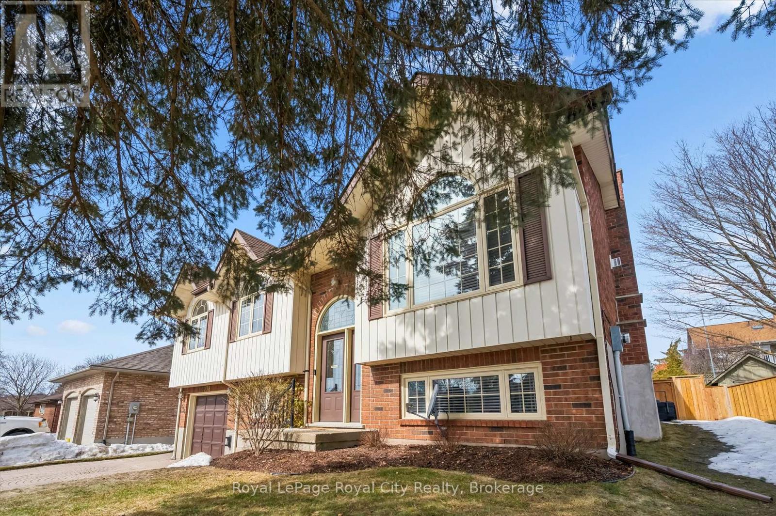 278 Colborne Street, Centre Wellington, Ontario  N0B 1S0 - Photo 2 - X12871028