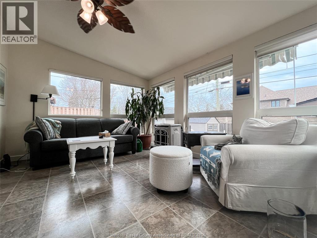1244 Belle Isle View, Windsor, Ontario  N8S 3G7 - Photo 10 - 26005125