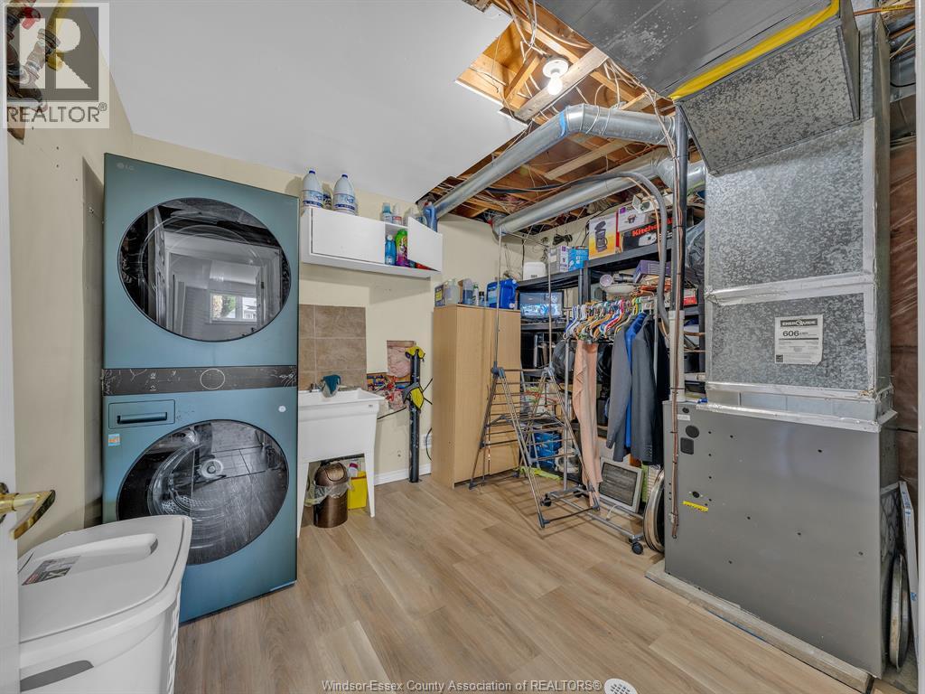 2848 Southridge, Windsor, Ontario  N8W 5N2 - Photo 40 - 26005124