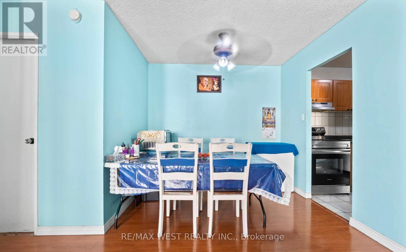 605 - 380 Dixon Road, Toronto (Kingsview Village-The Westway), Ontario  M9R 1T3 - Photo 11 - W12845206