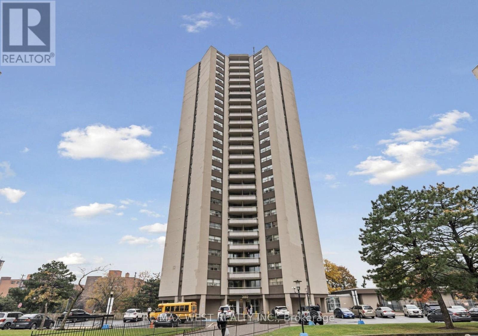 605 - 380 DIXON ROAD, Toronto, Ontario