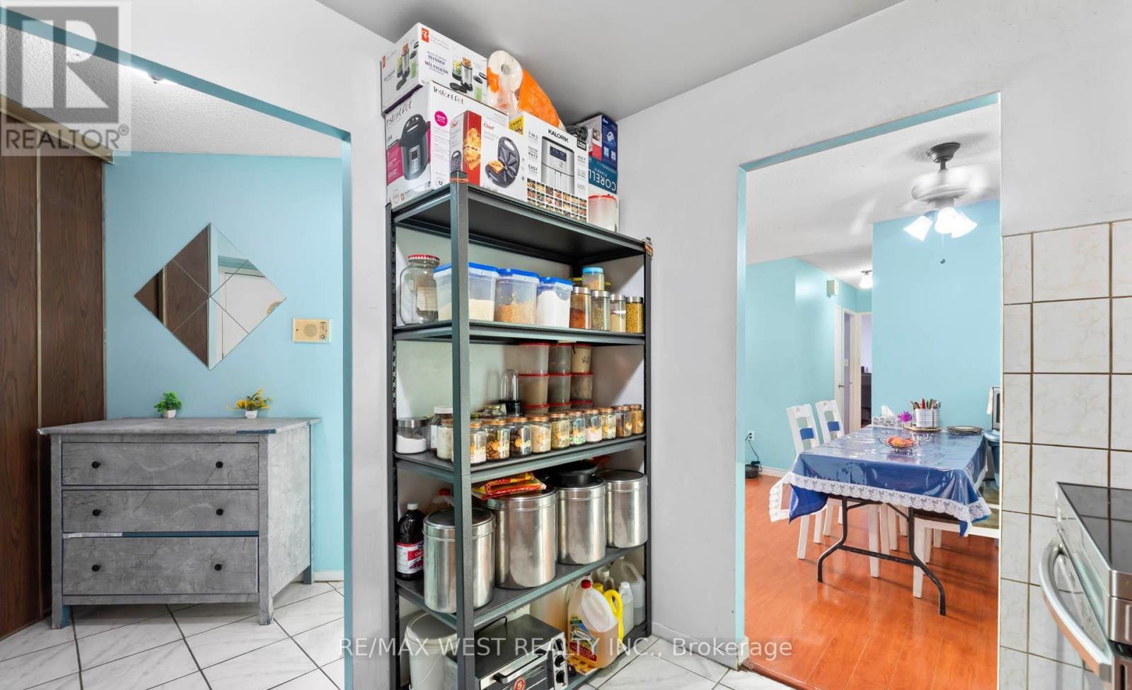 605 - 380 Dixon Road, Toronto (Kingsview Village-The Westway), Ontario  M9R 1T3 - Photo 16 - W12845206