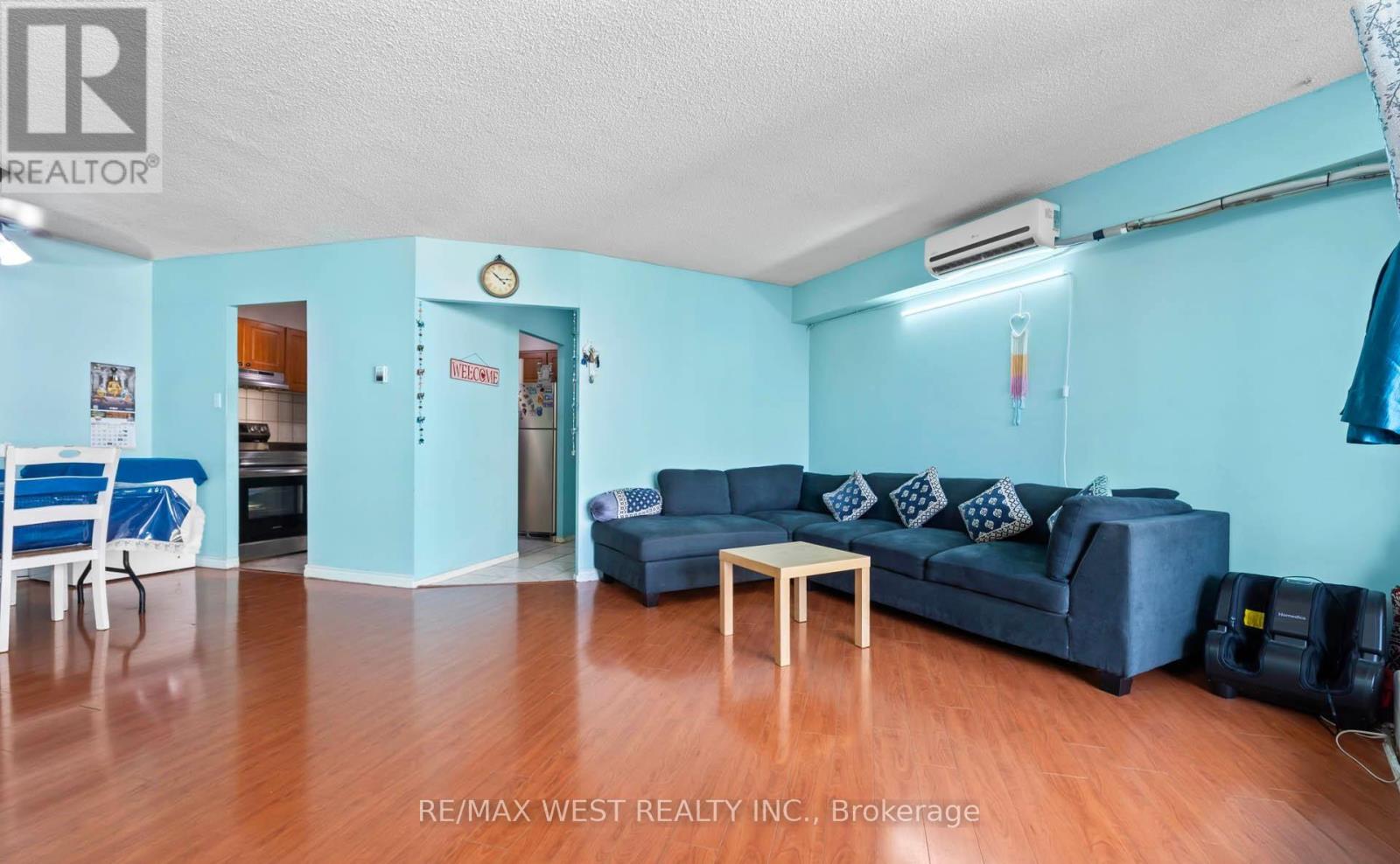 605 - 380 Dixon Road, Toronto (Kingsview Village-The Westway), Ontario  M9R 1T3 - Photo 7 - W12845206