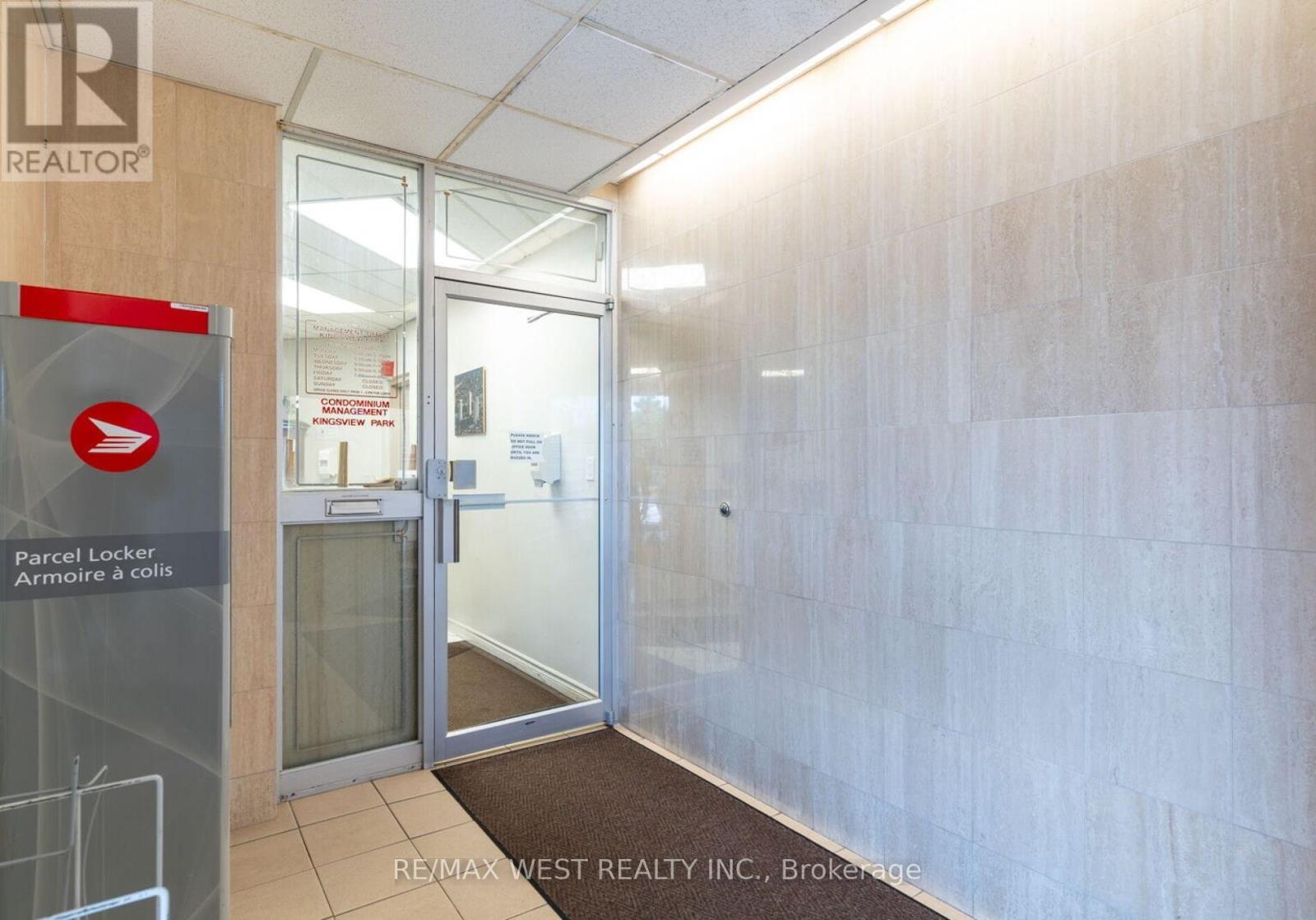 605 - 380 Dixon Road, Toronto (Kingsview Village-The Westway), Ontario  M9R 1T3 - Photo 4 - W12845206