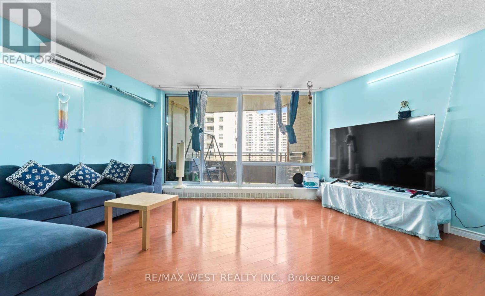 605 - 380 Dixon Road, Toronto (Kingsview Village-The Westway), Ontario  M9R 1T3 - Photo 8 - W12845206