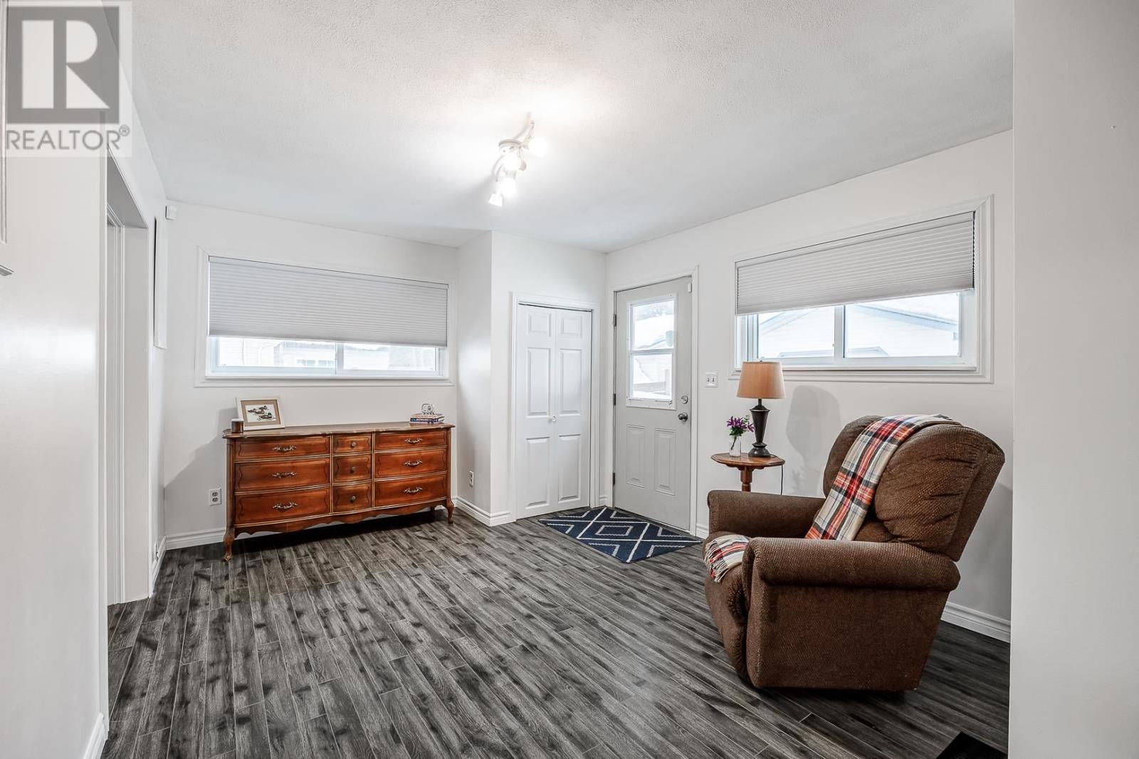 196 Macdonald Ave, Sault Ste. Marie, Ontario  P6B 1H5 - Photo 15 - SM260436