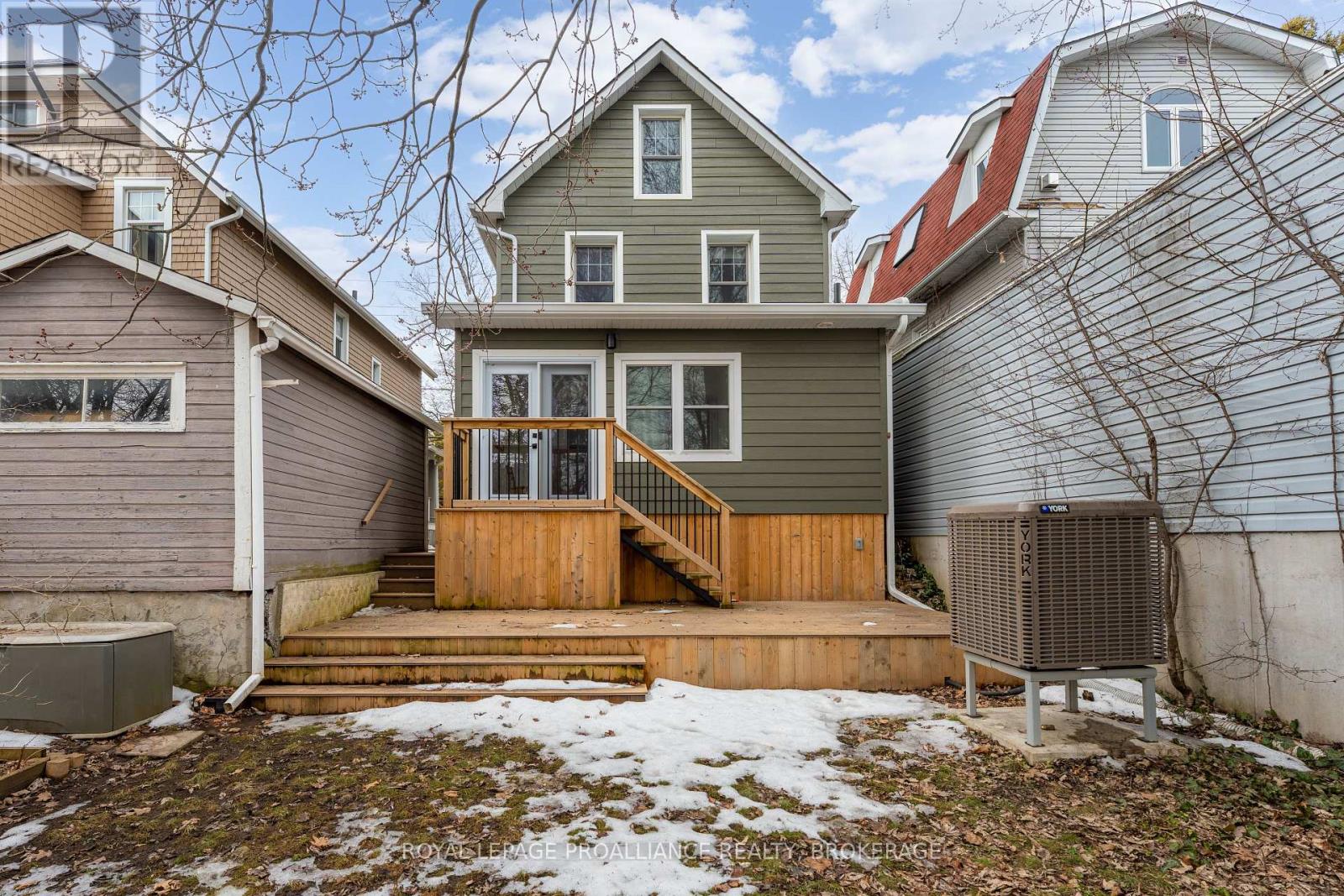 29 Livingston Avenue, Kingston, Ontario  K7L 4L1 - Photo 28 - X12869972