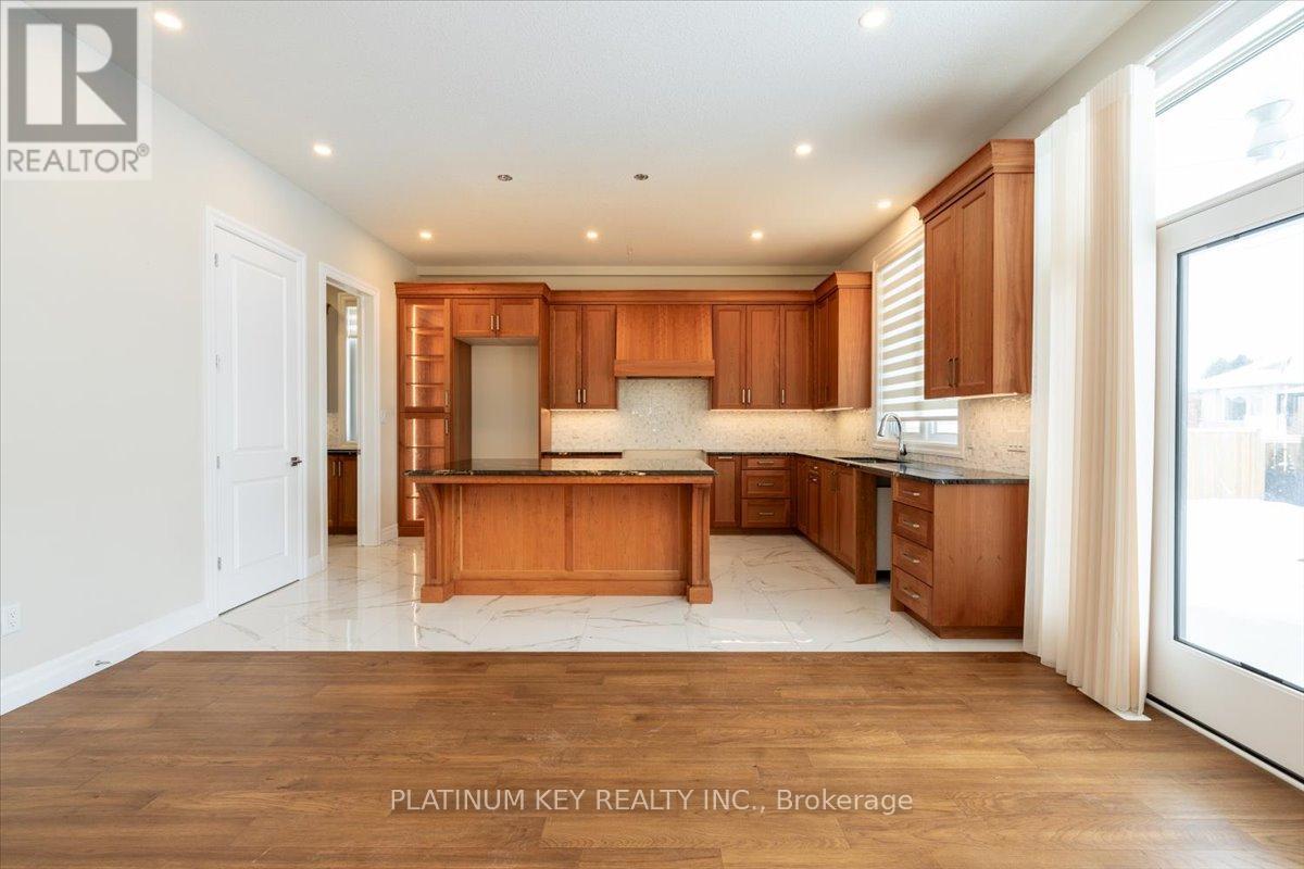 Photo 17 of 40 for 7 Edgeview Crescent