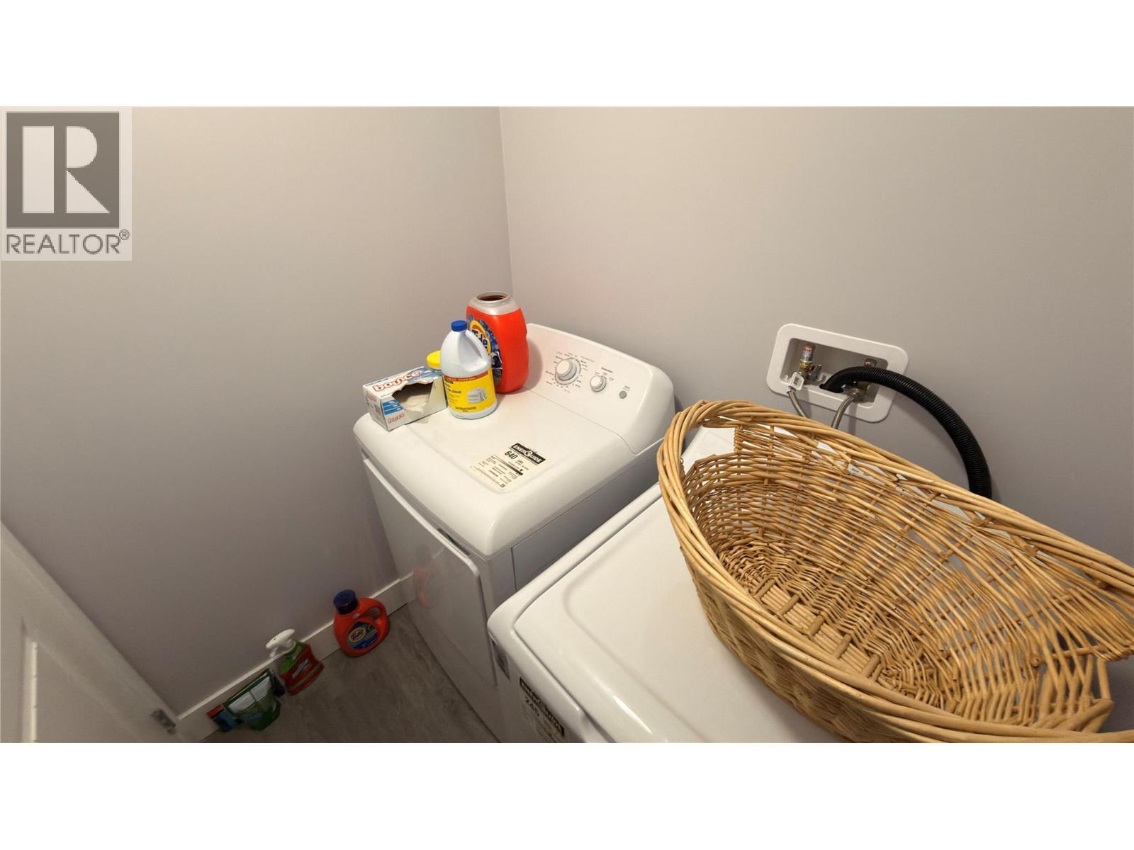 594 Sixth Avenue, Midway, British Columbia  V0H 1M0 - Photo 31 - 10378981