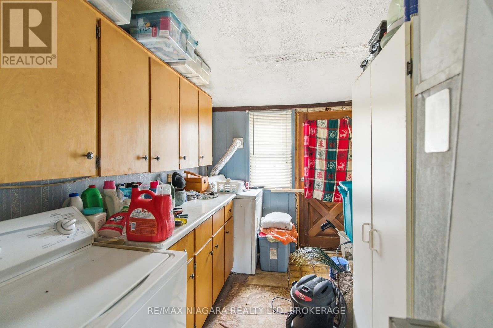 8356 Oakwood Drive, Niagara Falls, Ontario  L2E 6S5 - Photo 15 - X12871144