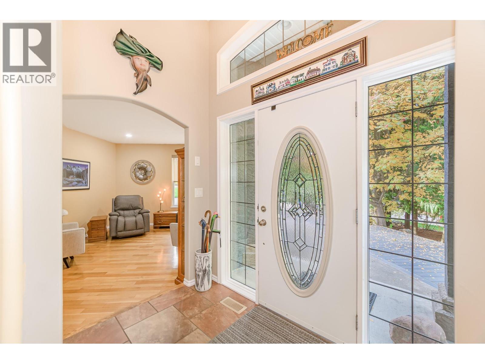 15 Parsons Road, Mara, British Columbia  V0E 2K0 - Photo 6 - 10378161