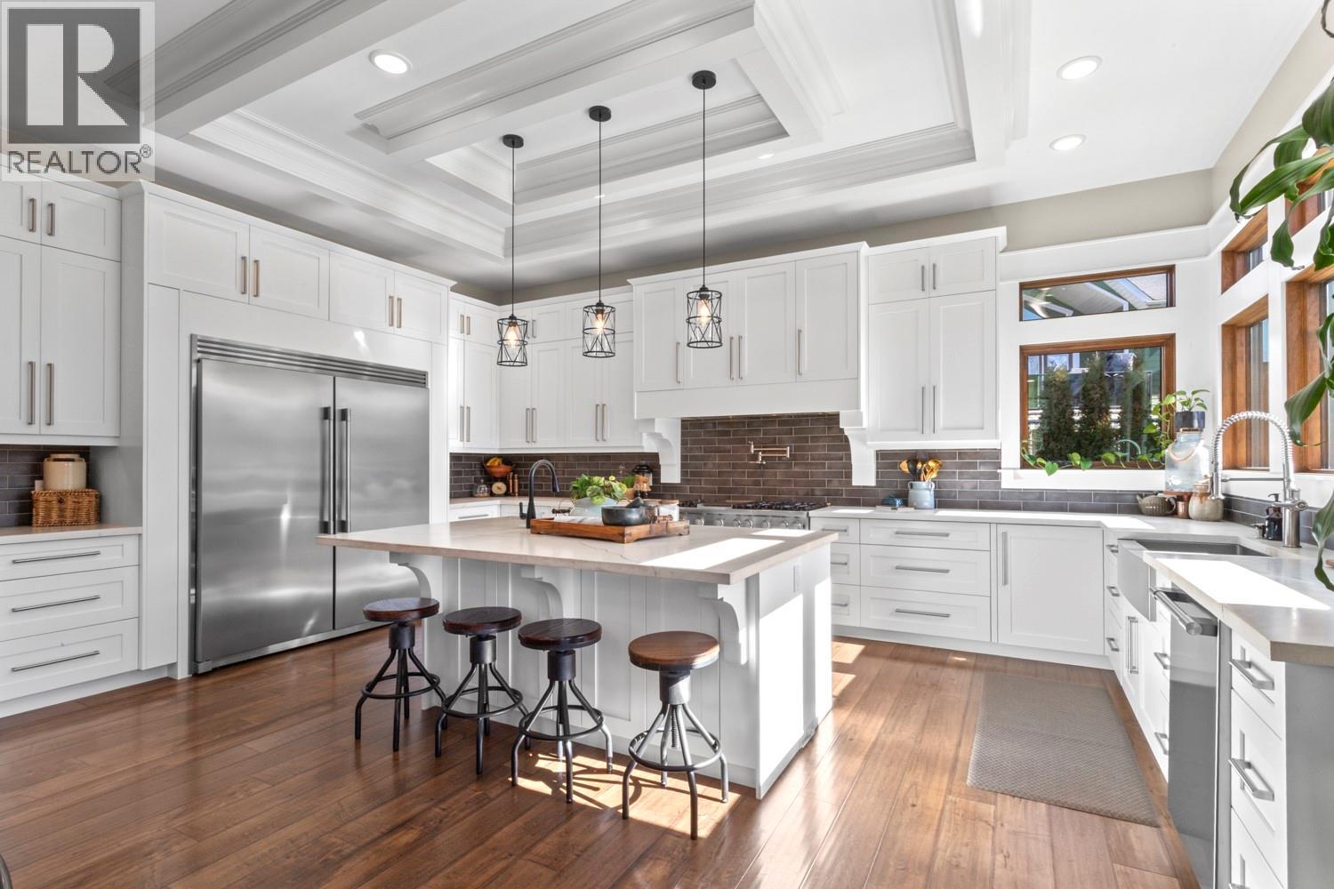 323 Canyon Street, Creston, British Columbia  V0B 1G3 - Photo 5 - 10377111