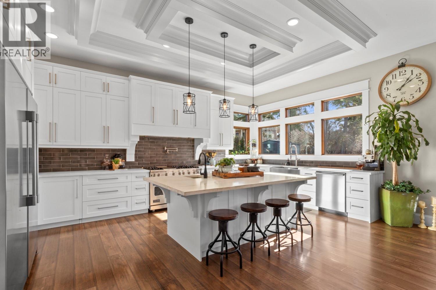 323 Canyon Street, Creston, British Columbia  V0B 1G3 - Photo 6 - 10377111