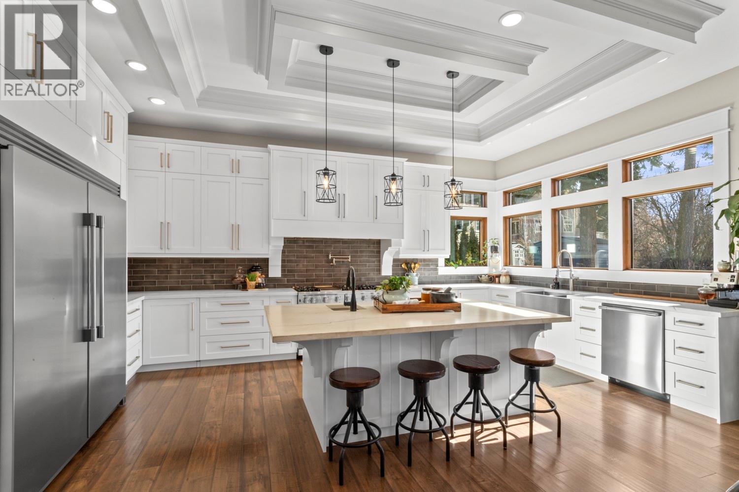 323 Canyon Street, Creston, British Columbia  V0B 1G3 - Photo 9 - 10377111