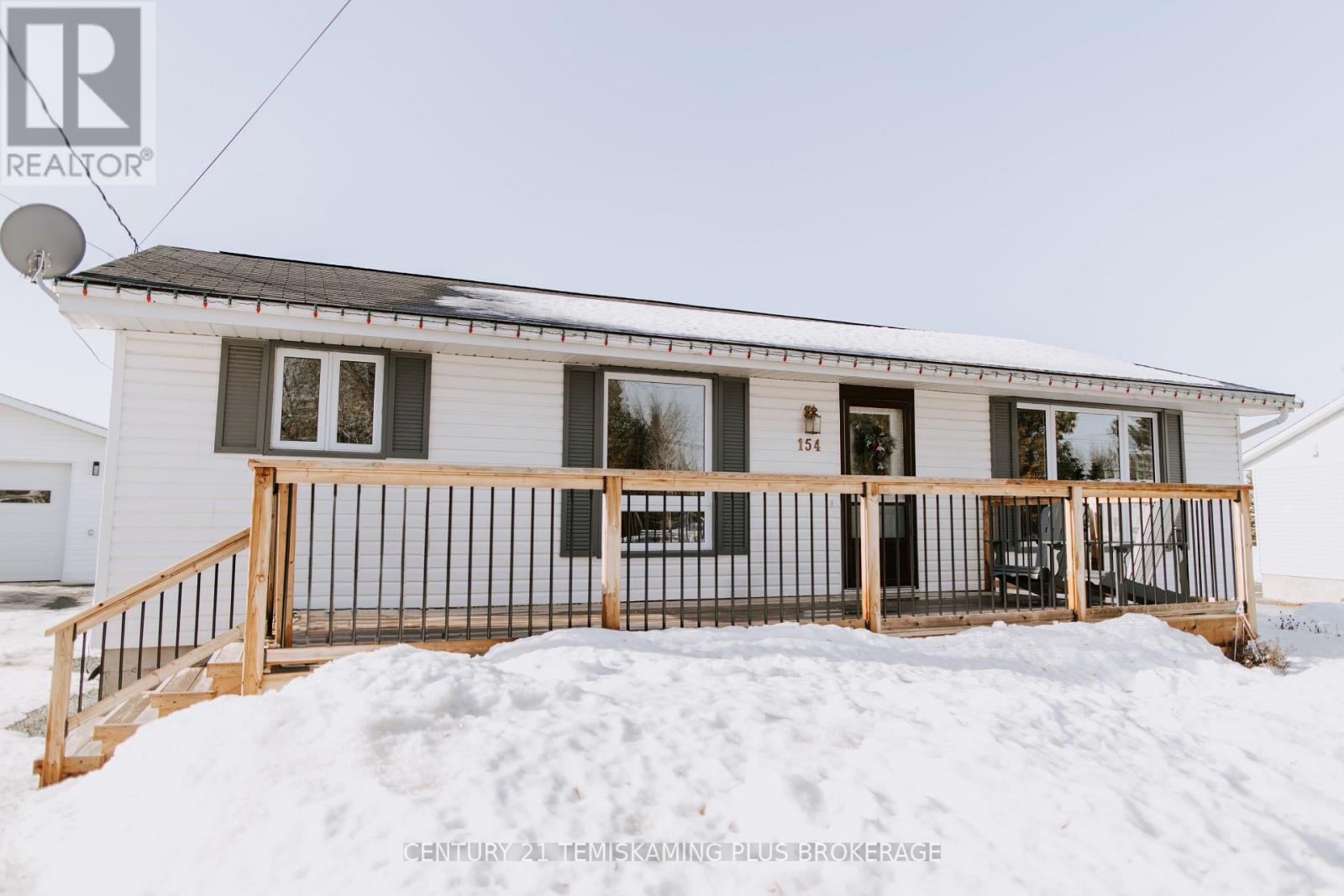 154 Caroline Court, Temiskaming Shores (New Liskeard), Ontario  P0J 1P0 - Photo 2 - T12871244