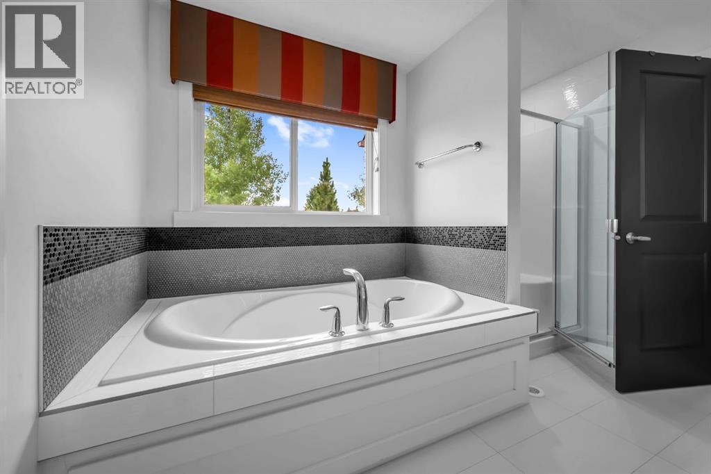 233 Cranarch Common Se, Calgary, Alberta  T3M 1M3 - Photo 20 - A2261633