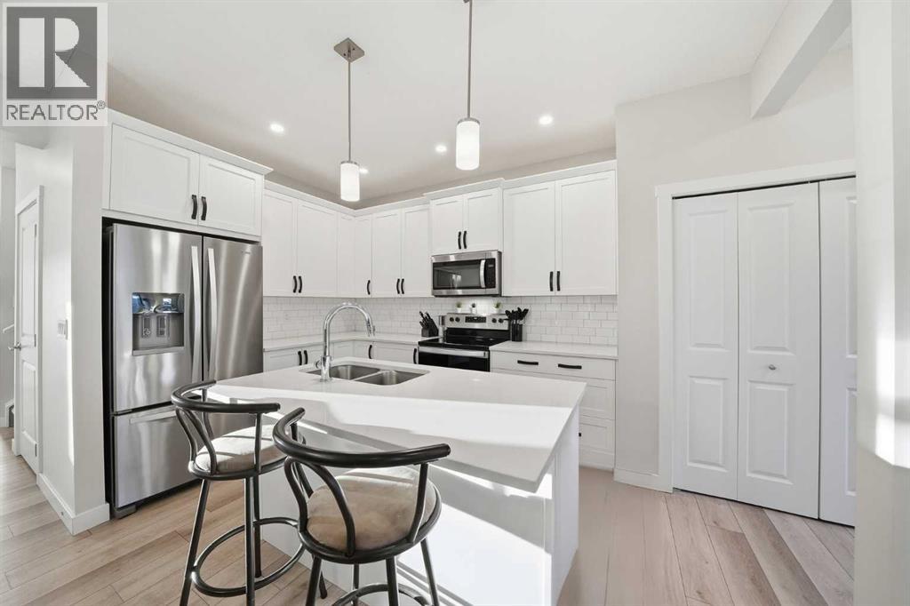 352 Bayview Street Sw, Airdrie, Alberta  T4B 5G3 - Photo 4 - A2291309