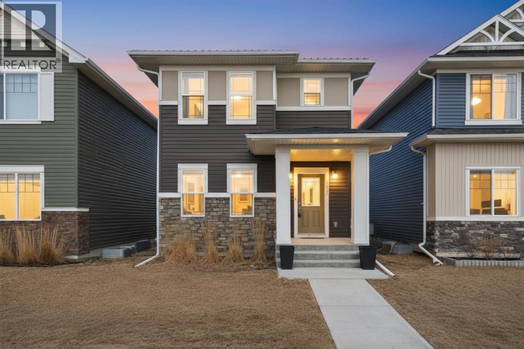 352 Bayview Street SW, Airdrie, Alberta