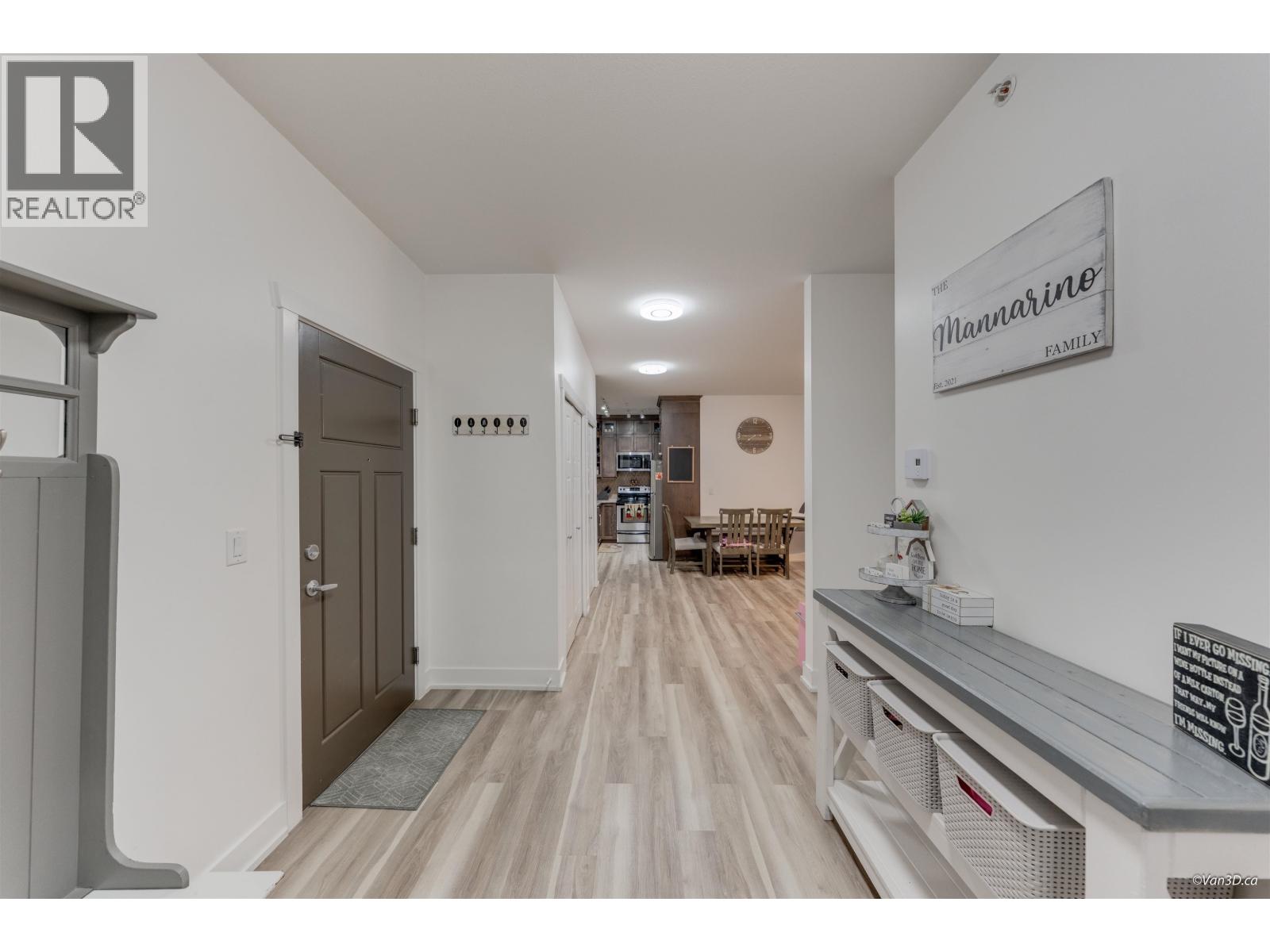 404 1988 Suffolk Avenue, Port Coquitlam, British Columbia  V3B 1H2 - Photo 3 - R3098620