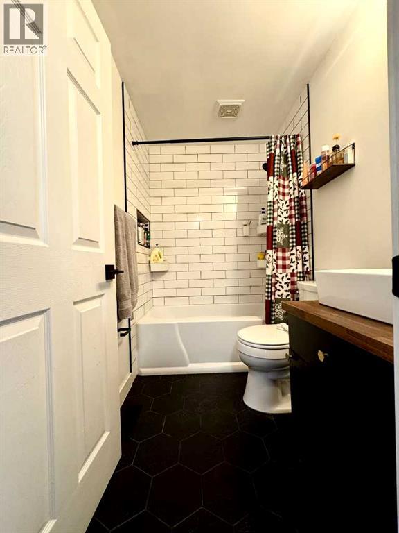 131 Erin Woods Drive Se, Calgary, Alberta  T2B 2T6 - Photo 22 - A2291781