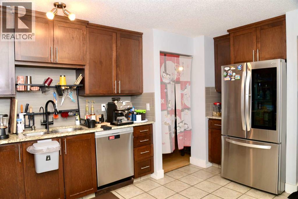 131 Erin Woods Drive Se, Calgary, Alberta  T2B 2T6 - Photo 11 - A2291781