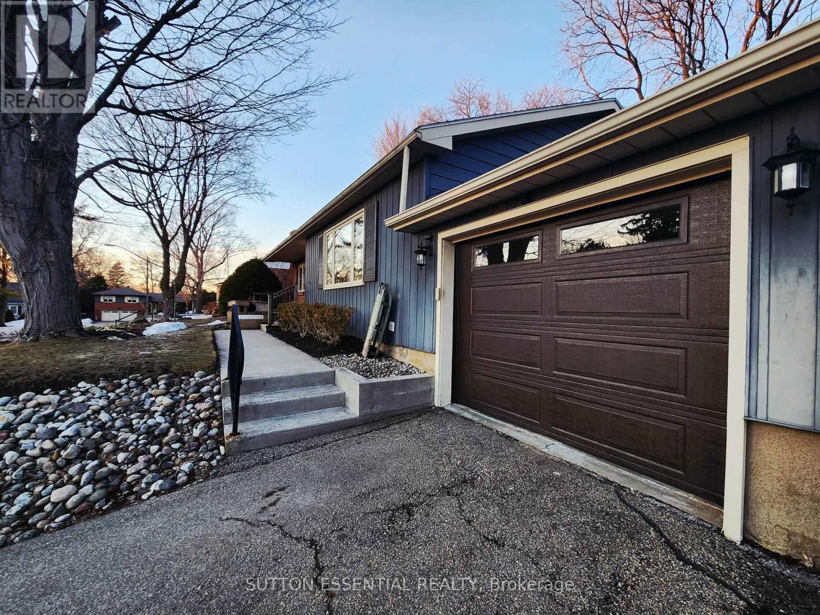 66 Butterfield Place, Brockville, Ontario  K6V 1M5 - Photo 3 - X12871298