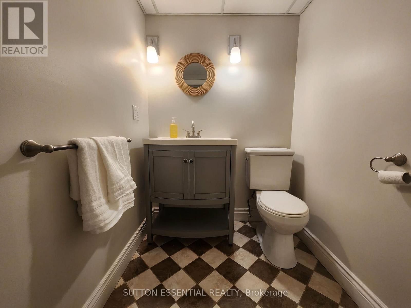 66 Butterfield Place, Brockville, Ontario  K6V 1M5 - Photo 34 - X12871298