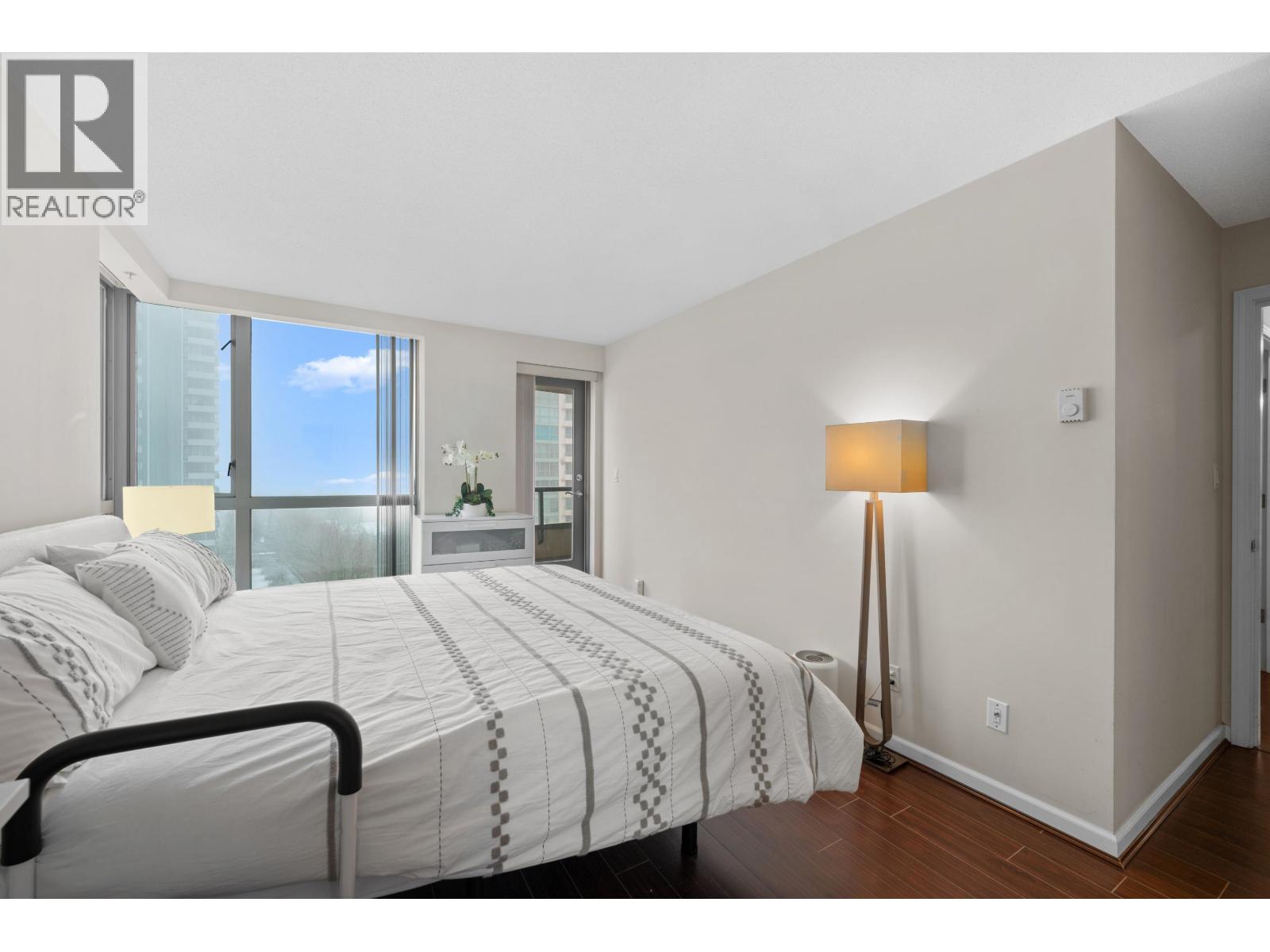 803 5848 Olive Avenue, Burnaby, British Columbia  V5H 4V6 - Photo 10 - R3098278