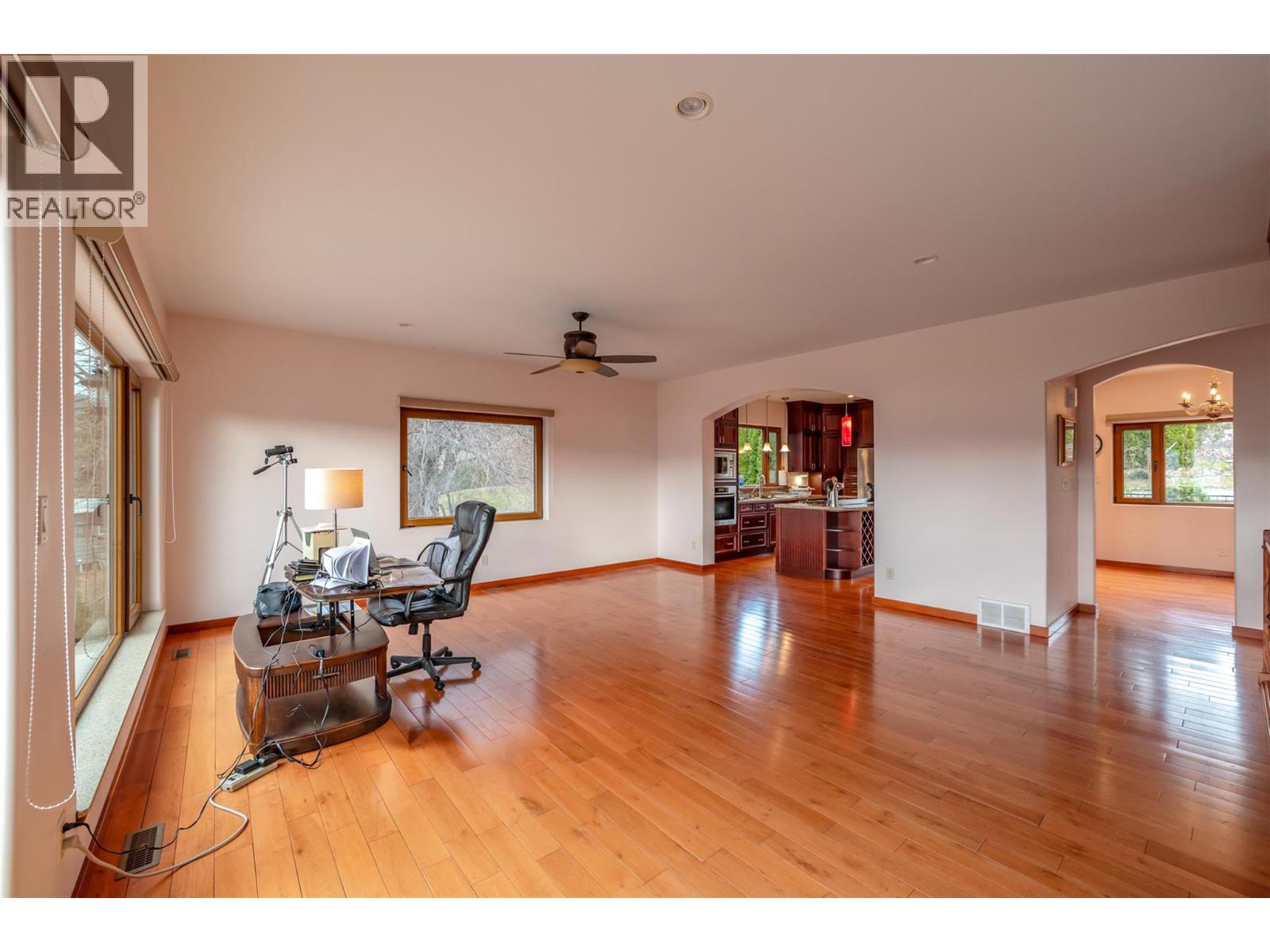 3210 Bartlett Road, Naramata, British Columbia  V0H 1N1 - Photo 15 - 10376875