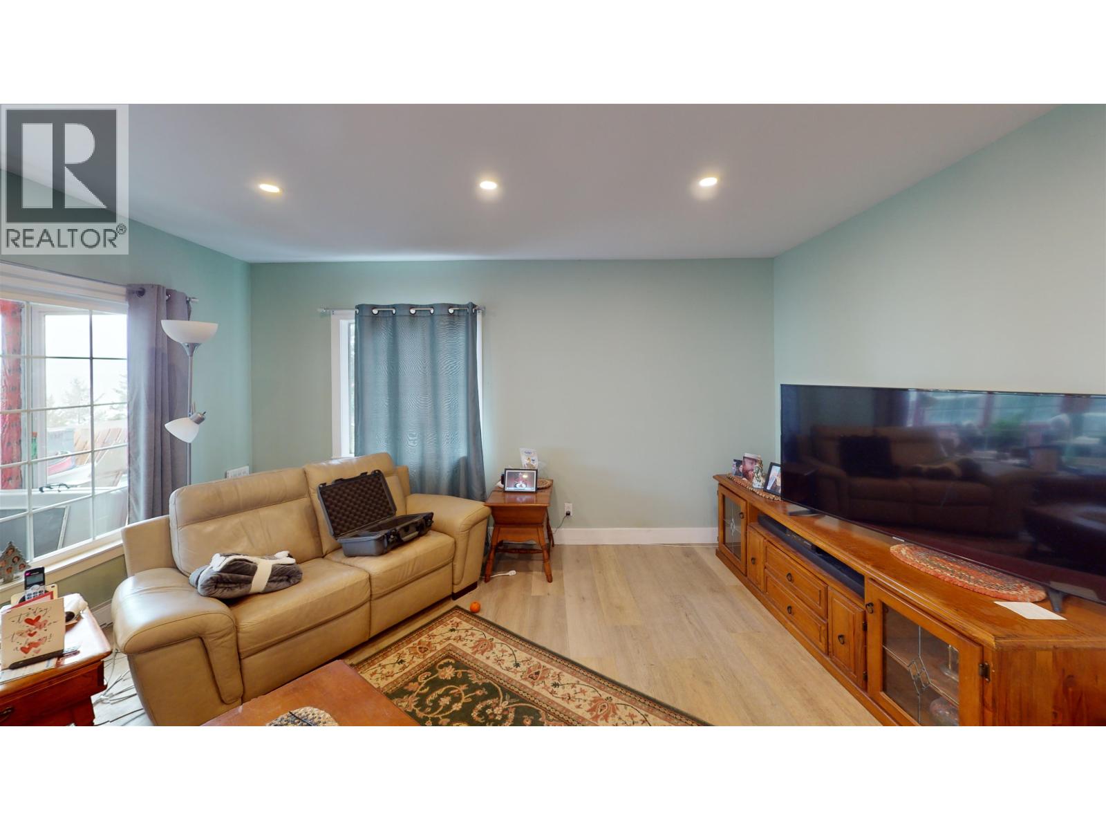 2405 Milliner Road, Roberts Creek, British Columbia  V0N 2W6 - Photo 13 - R3090361