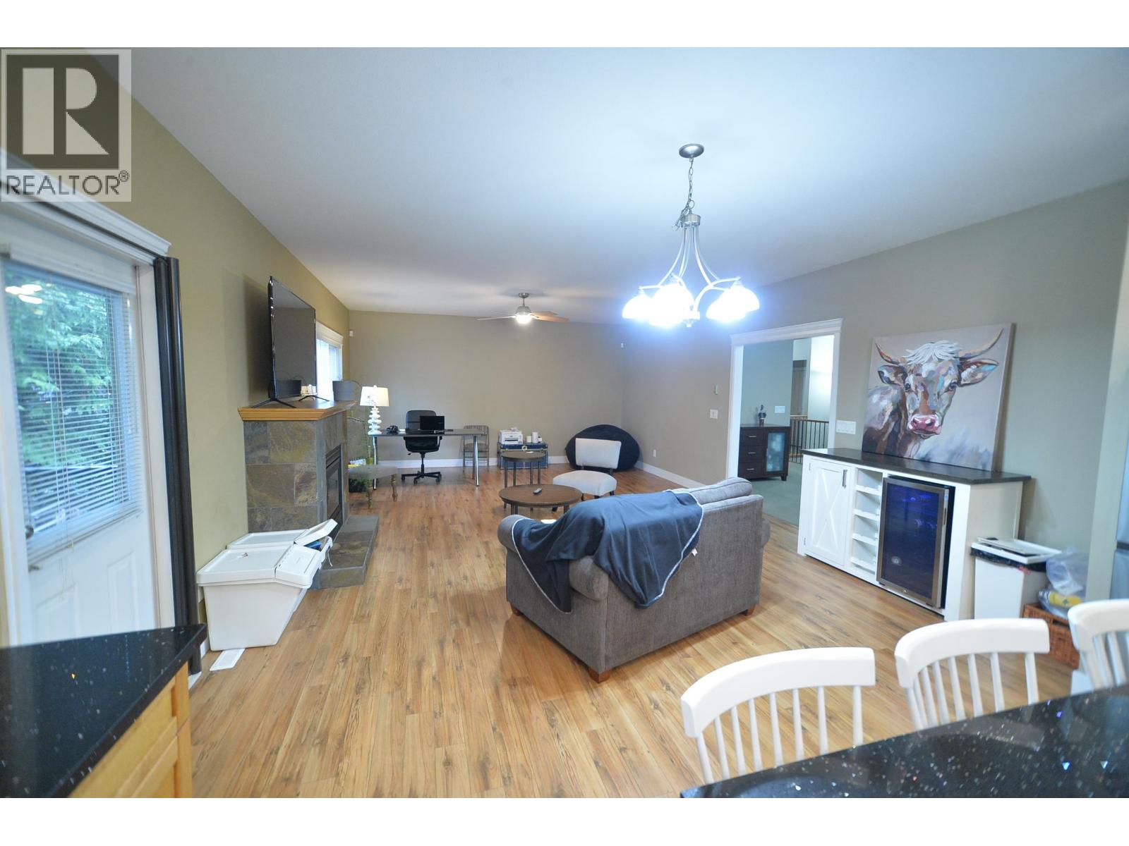 23161 123 Ave Avenue, Maple Ridge, British Columbia  V2X 7Y9 - Photo 8 - R3098648