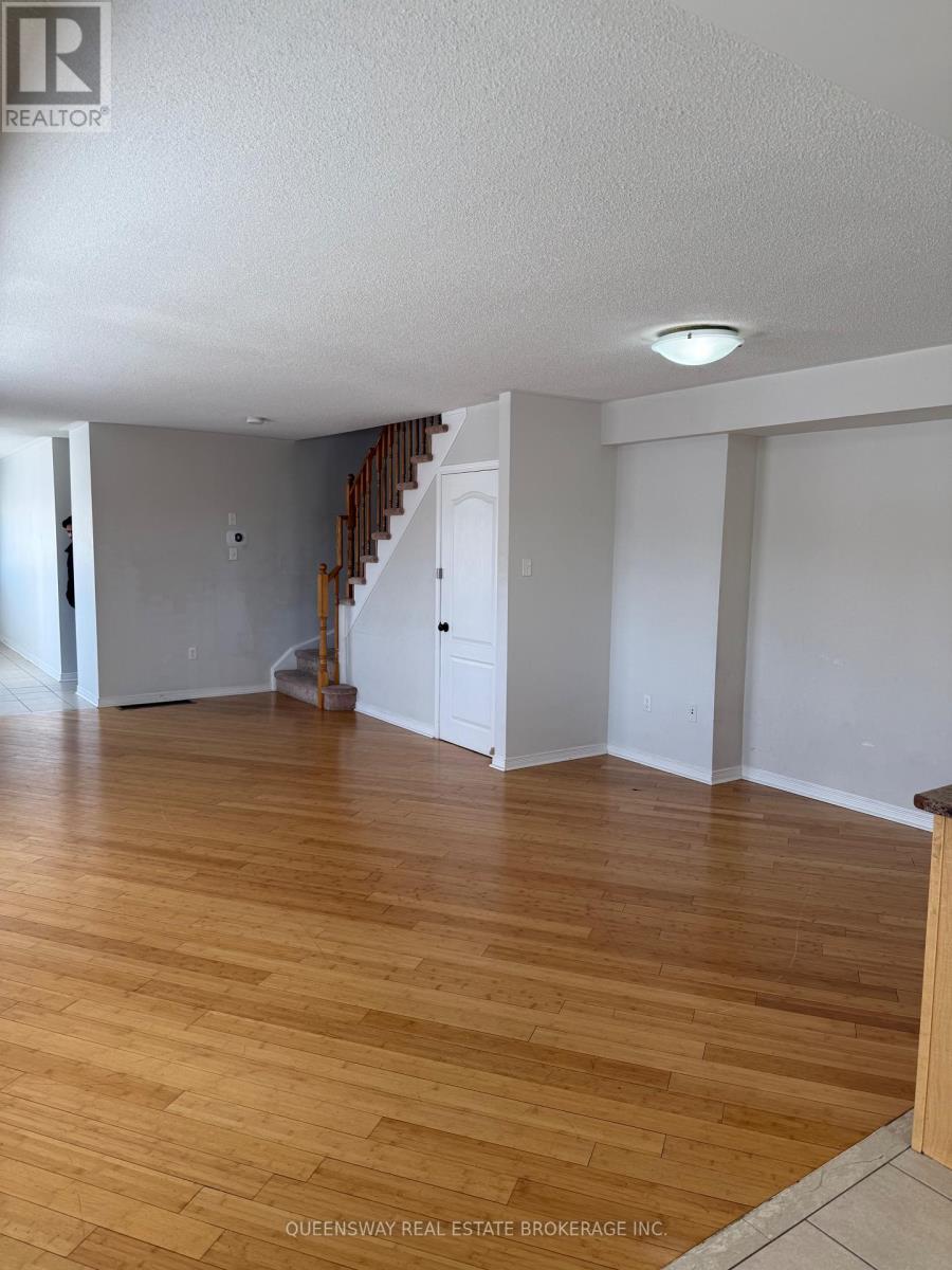 Upper - 514 Candlestick Circle, Mississauga (Hurontario), Ontario  L4Z 0B2 - Photo 11 - W12776940