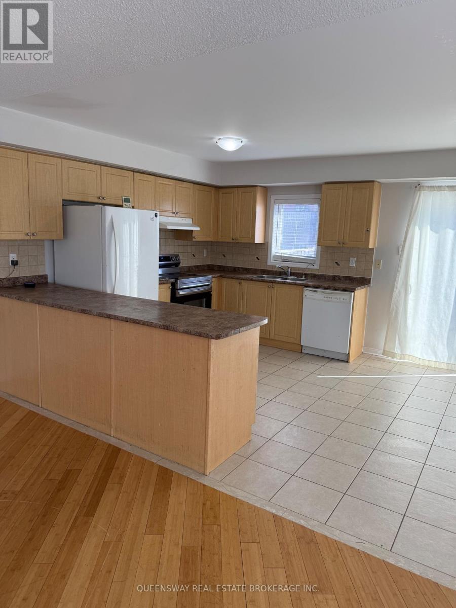 Upper - 514 Candlestick Circle, Mississauga (Hurontario), Ontario  L4Z 0B2 - Photo 12 - W12776940