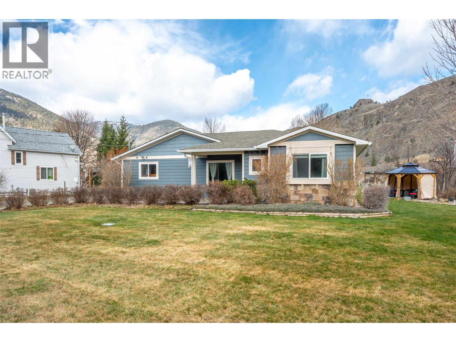 2616 Middle Bench Road, Keremeos, British Columbia