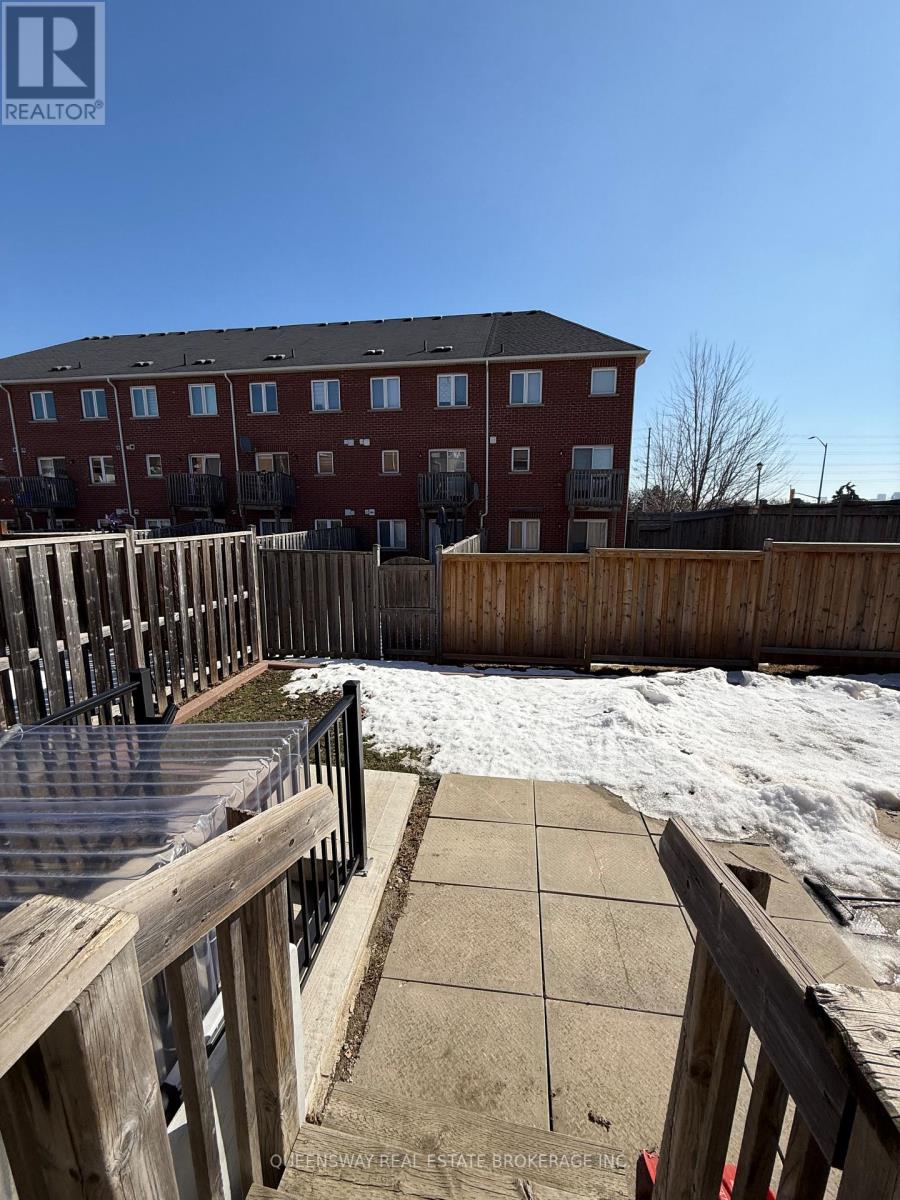 Upper - 514 Candlestick Circle, Mississauga (Hurontario), Ontario  L4Z 0B2 - Photo 19 - W12776940