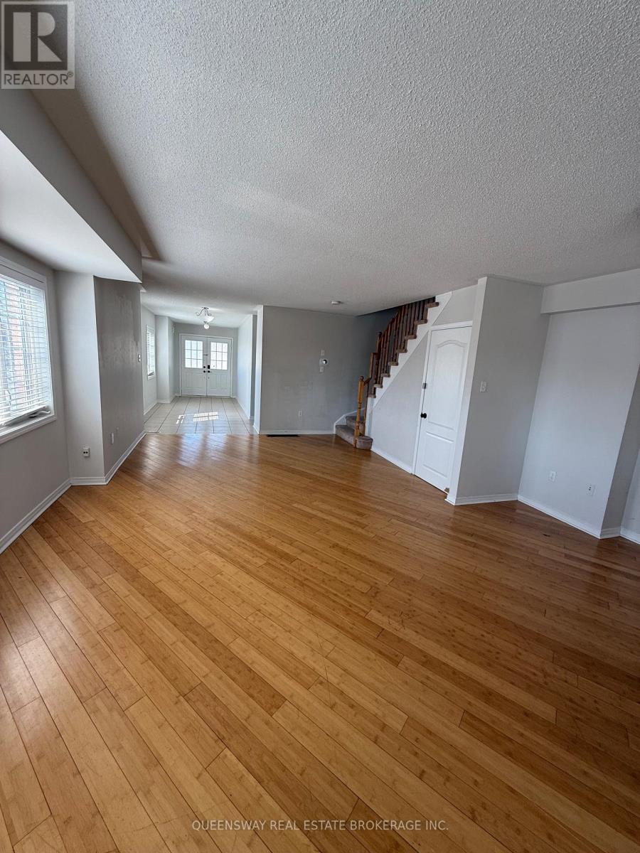 Upper - 514 Candlestick Circle, Mississauga (Hurontario), Ontario  L4Z 0B2 - Photo 3 - W12776940