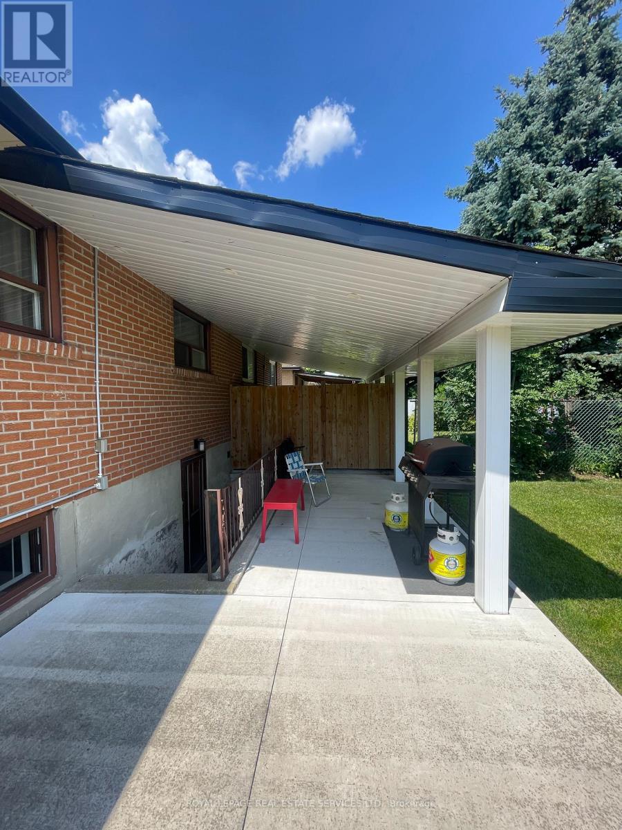 2399 Cashmere Avenue, Mississauga, Ontario  L5B 2M7 - Photo 14 - W12871138