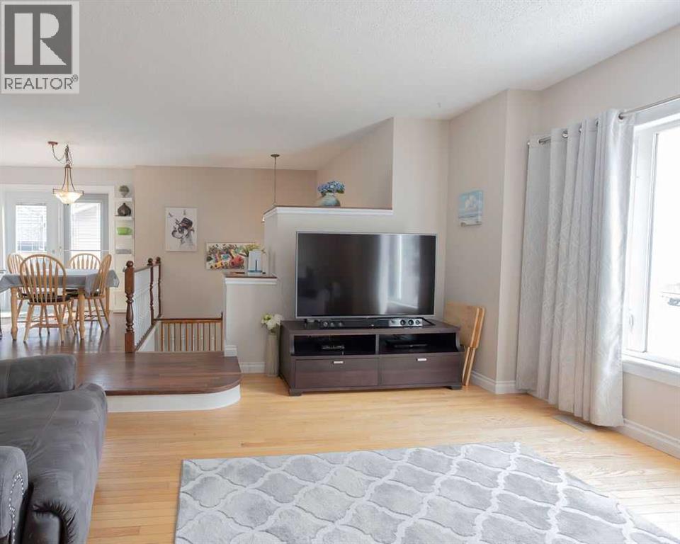 609 22 Street, Wainwright, Alberta  T9W 1J1 - Photo 5 - A2292258