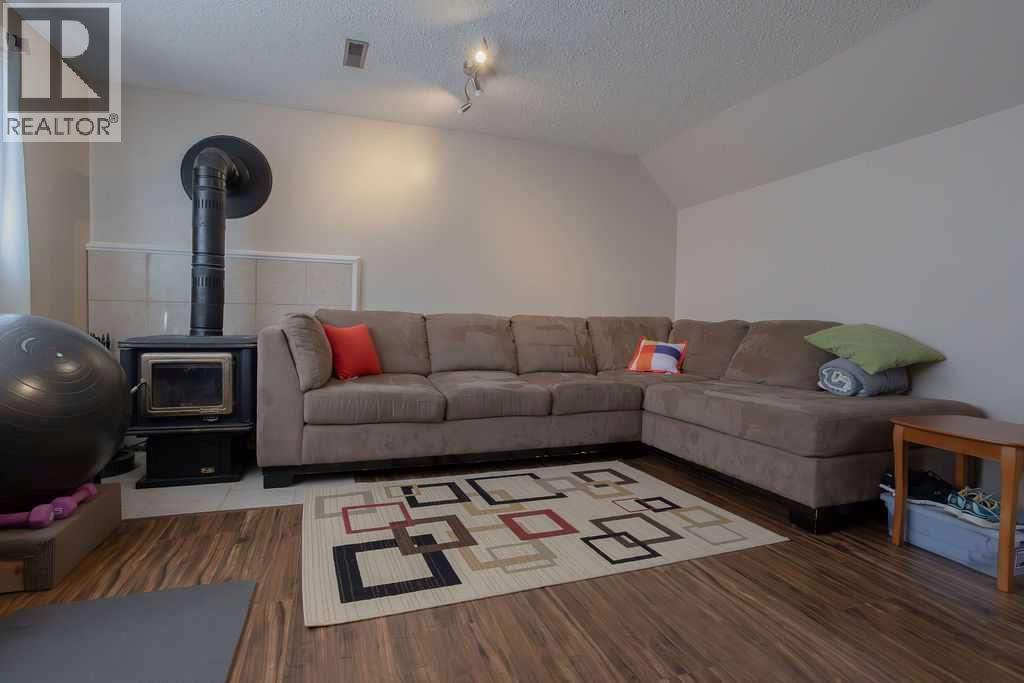 609 22 Street, Wainwright, Alberta  T9W 1J1 - Photo 31 - A2292258