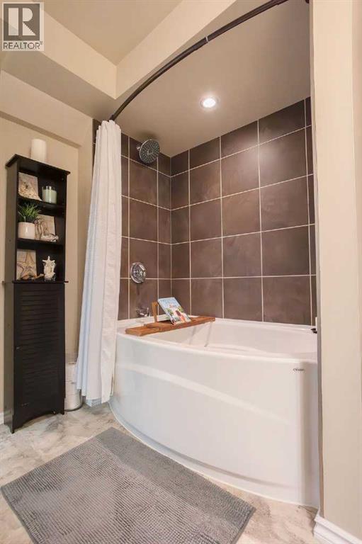 609 22 Street, Wainwright, Alberta  T9W 1J1 - Photo 38 - A2292258