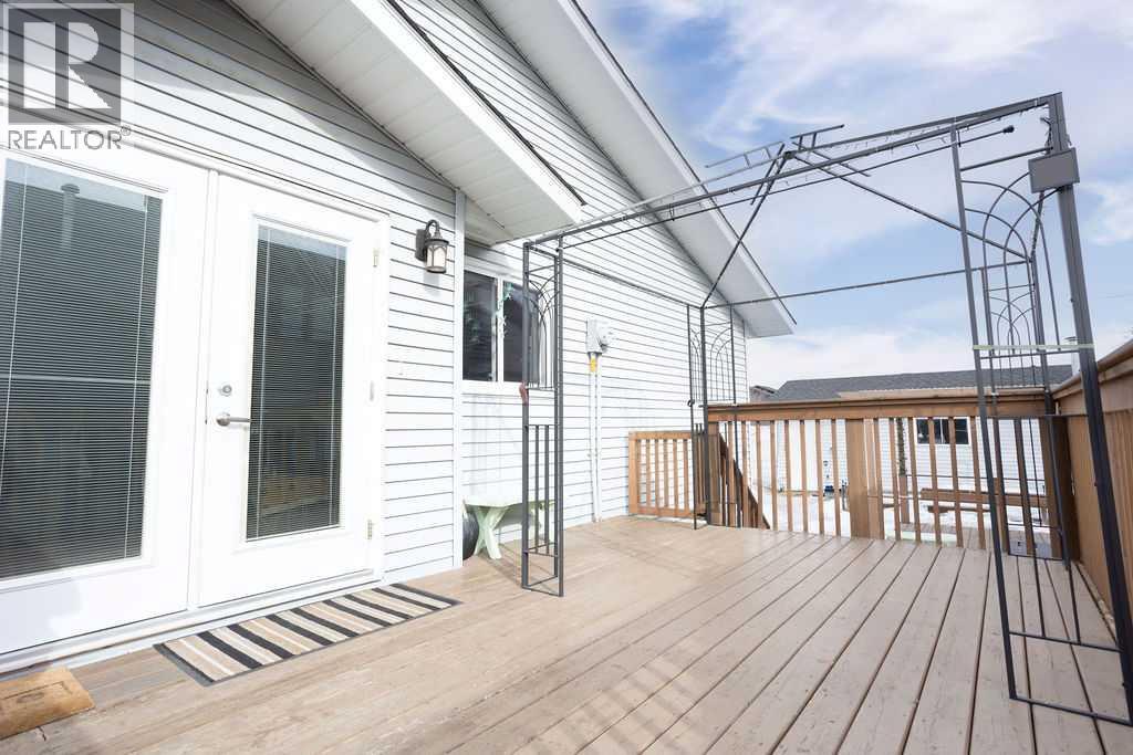 609 22 Street, Wainwright, Alberta  T9W 1J1 - Photo 46 - A2292258