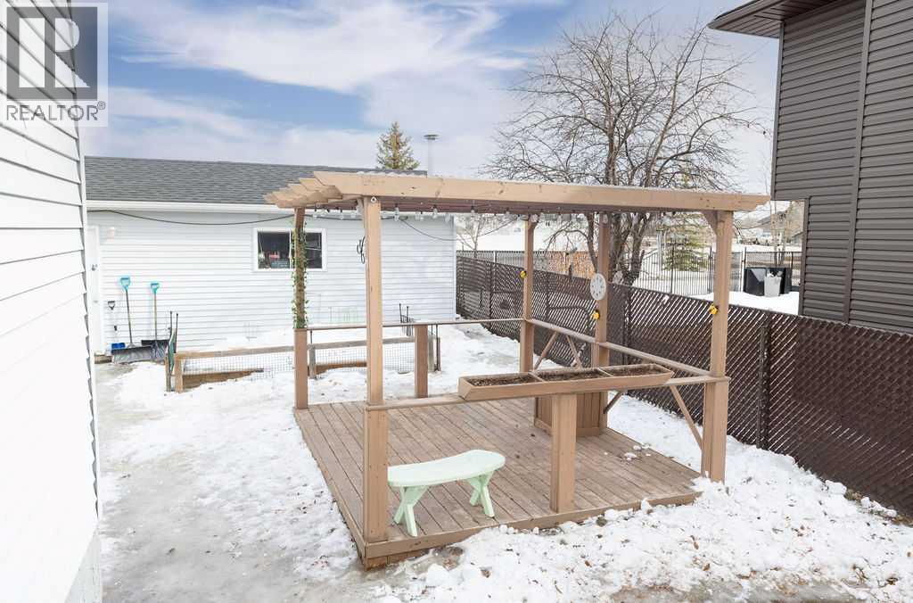 609 22 Street, Wainwright, Alberta  T9W 1J1 - Photo 47 - A2292258