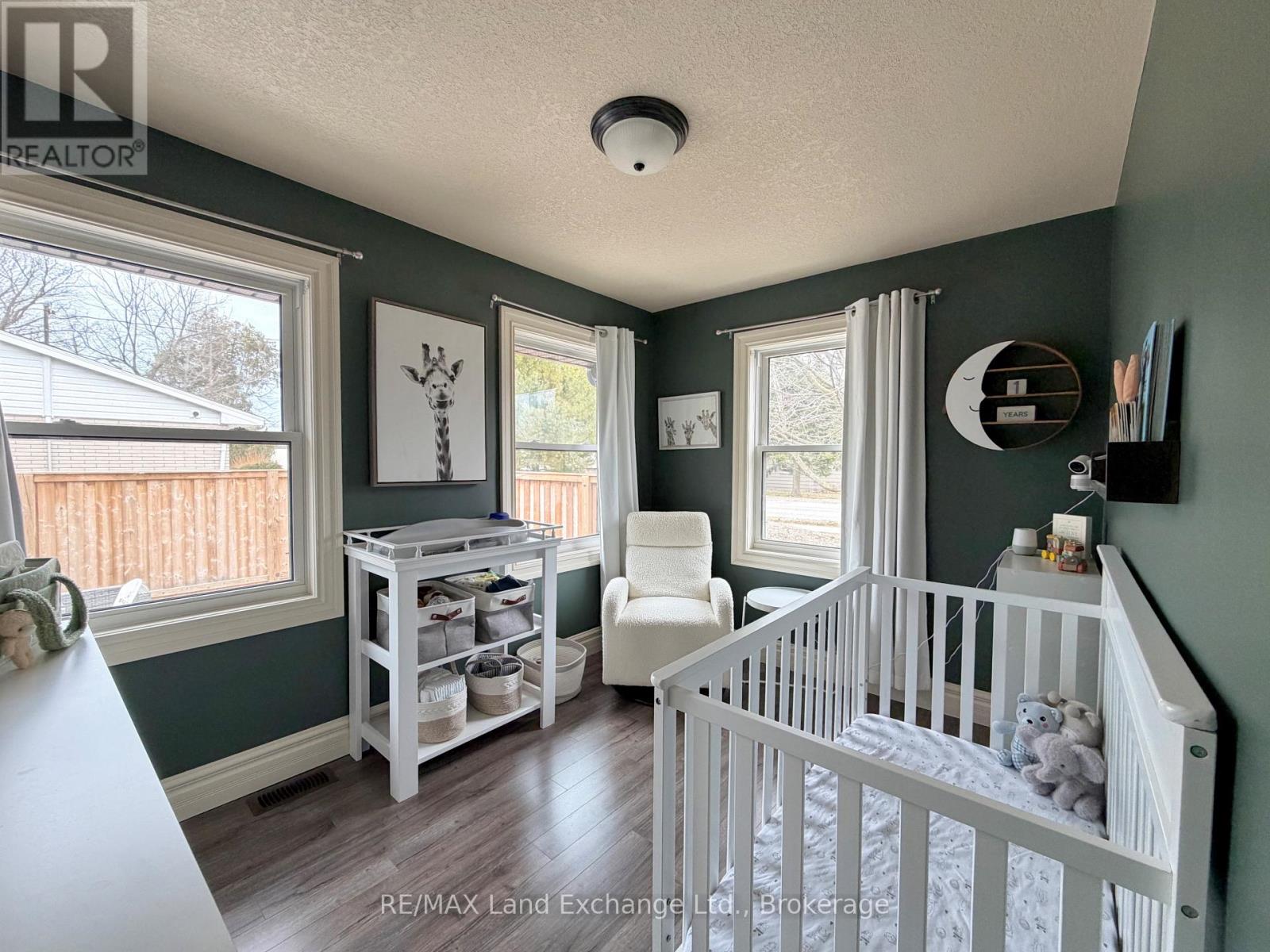 770 Bricker Street, Saugeen Shores, Ontario  N0H 2C3 - Photo 15 - X12871292