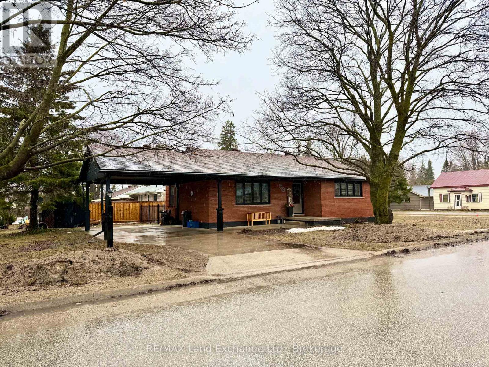 770 Bricker Street, Saugeen Shores, Ontario  N0H 2C3 - Photo 2 - X12871292