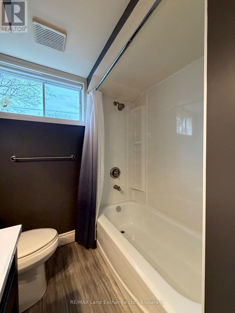 770 Bricker Street, Saugeen Shores, Ontario  N0H 2C3 - Photo 24 - X12871292