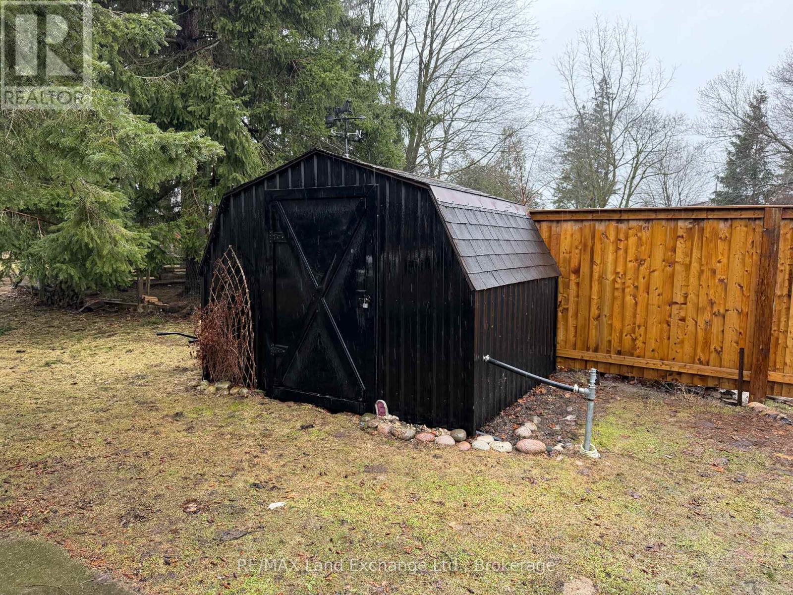 770 Bricker Street, Saugeen Shores, Ontario  N0H 2C3 - Photo 31 - X12871292