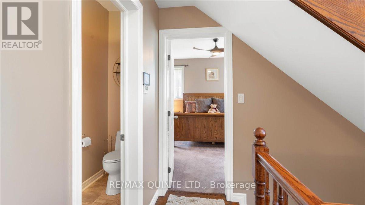 39 Deerfield Court, Prince Edward County (Ameliasburg Ward), Ontario  K8N 4Z1 - Photo 19 - X12871300