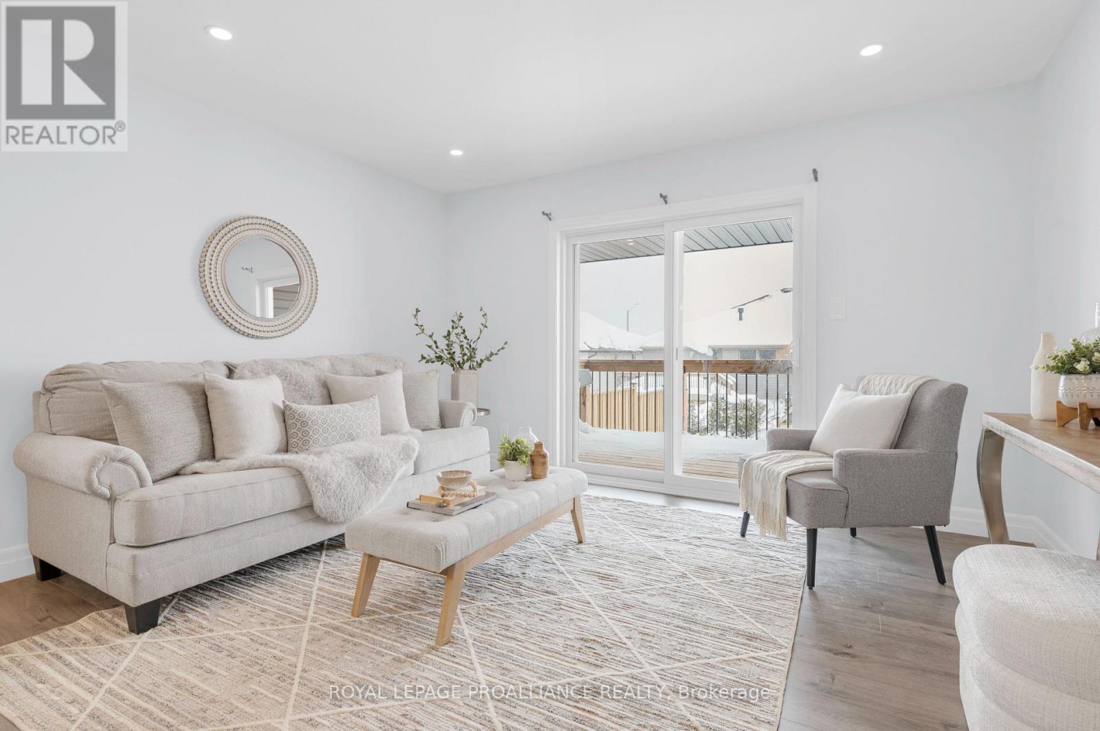 29 Cedar Park Crescent, Quinte West, Ontario  K8V 0J1 - Photo 19 - X12871364